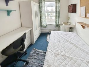 Photo 16- click for photo gallery